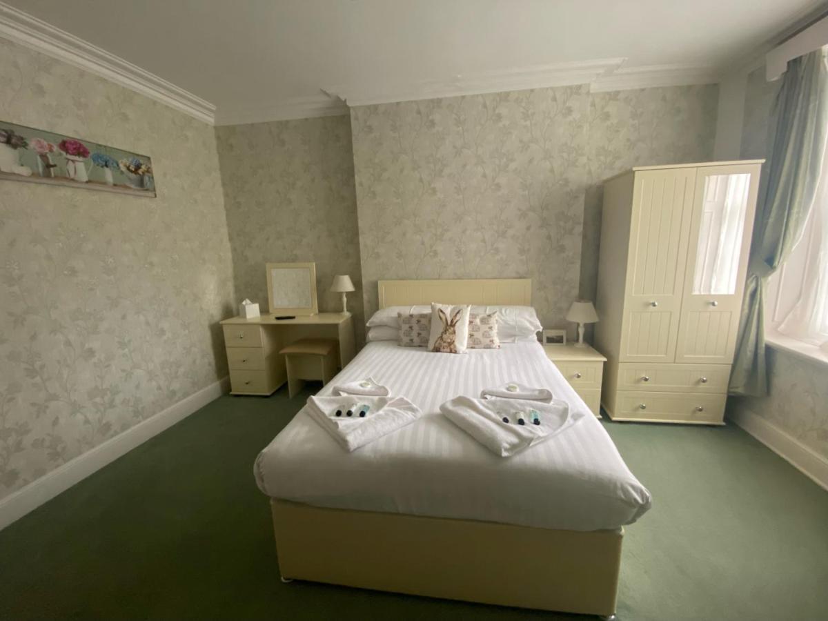 Hotel Bay Court Llandudno Esterno foto