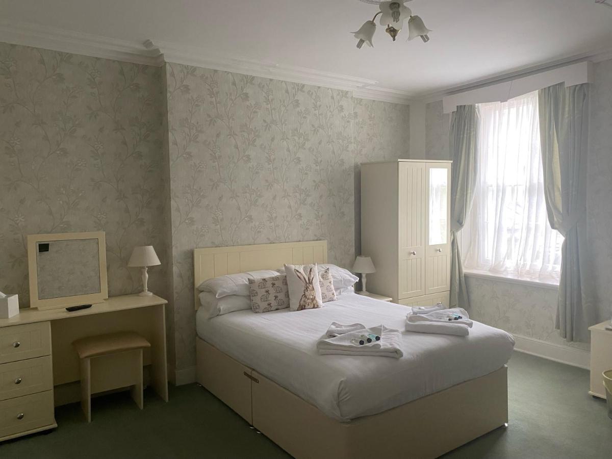 Hotel Bay Court Llandudno Esterno foto