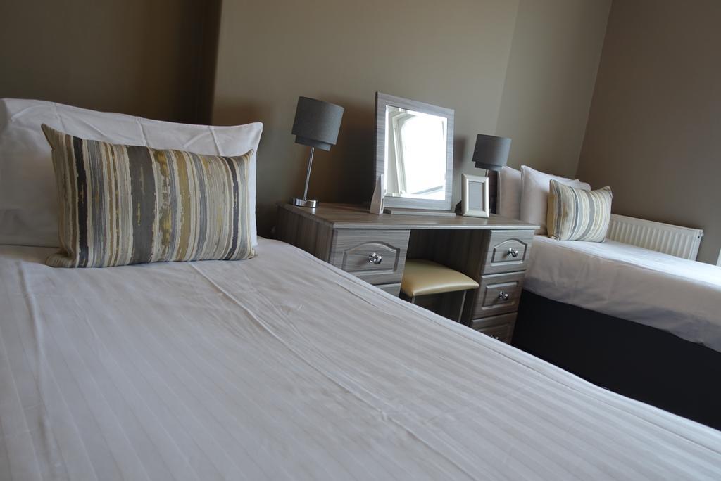 Hotel Bay Court Llandudno Esterno foto